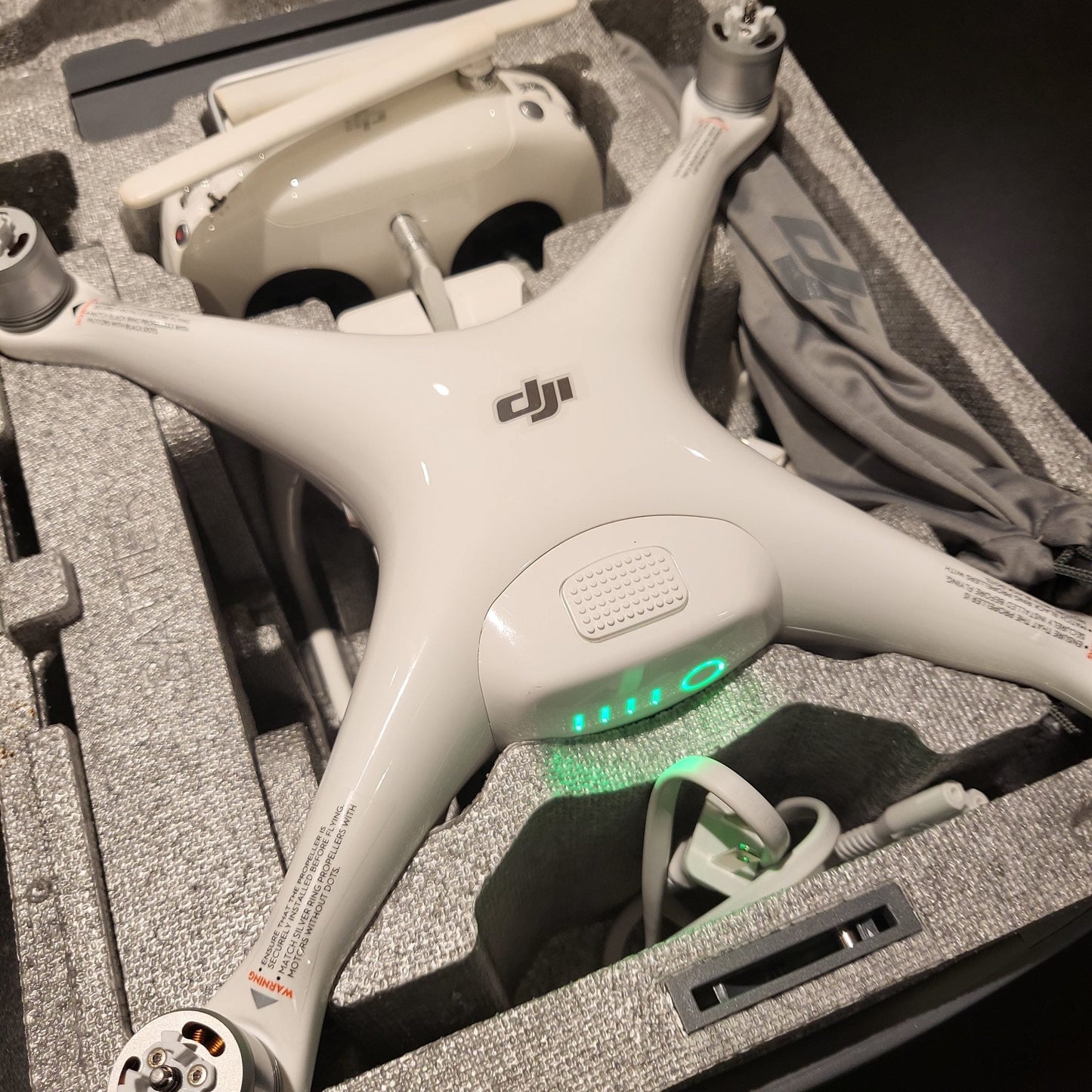 Dji Phantom 4 Pro V1 With Remote And Battery (Pre-Owned)