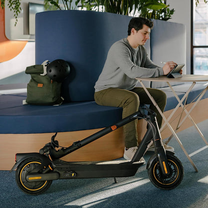 Segway Ninebot Max Electric Kickscooter- Max G2/G30P/G30Lp