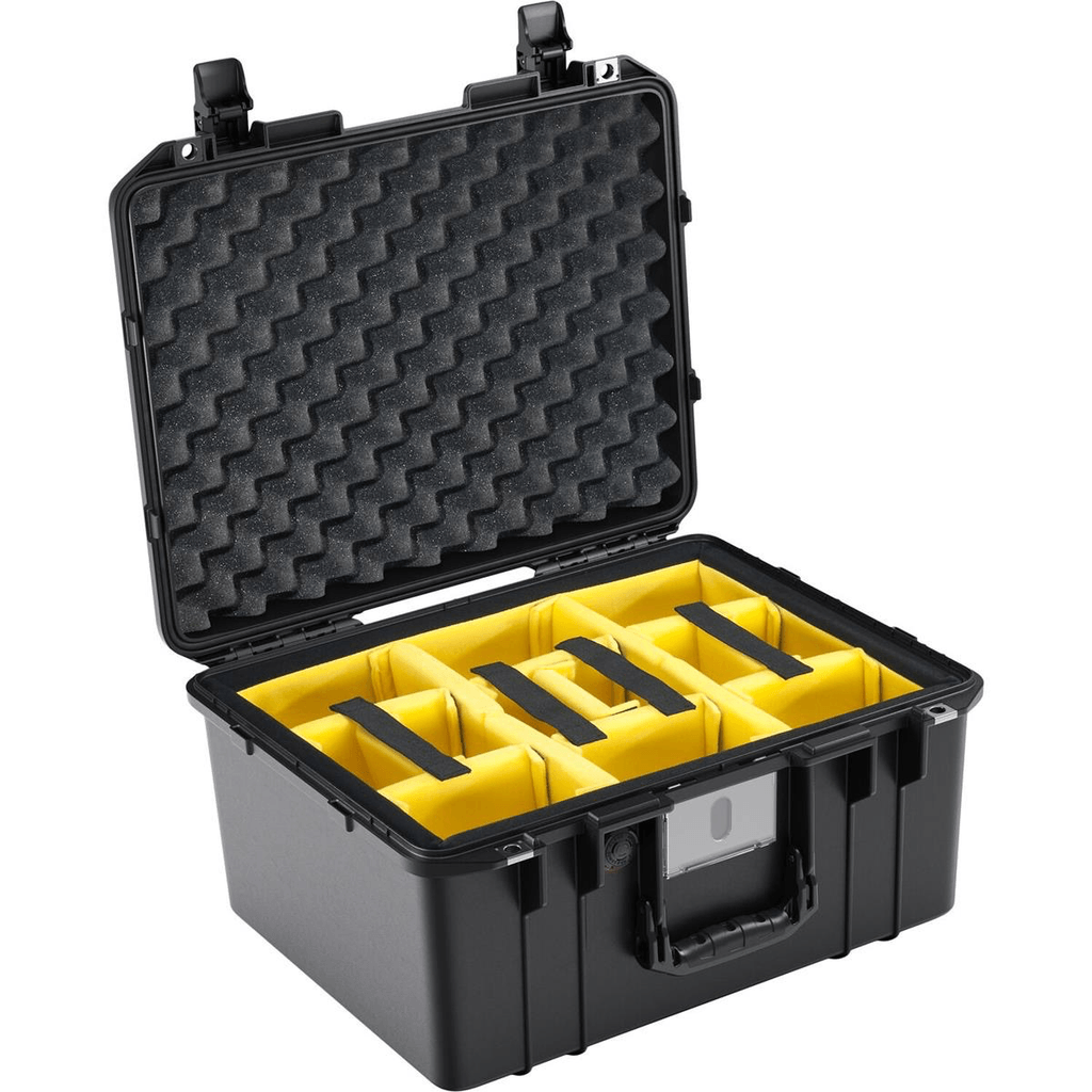 Pelican 1557Wd Protector Case With Padded Dividers, Black